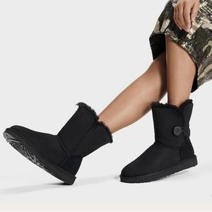 Ugg Bailey Boot Black Size 9